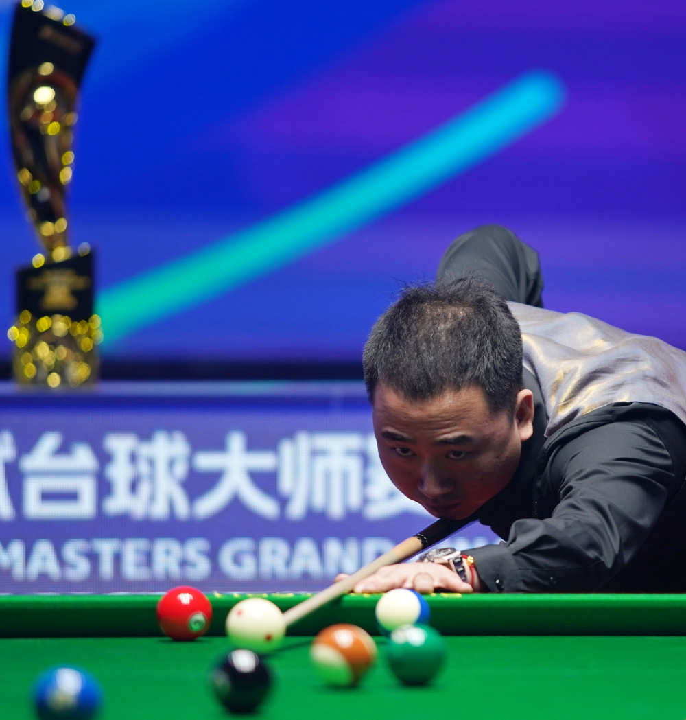 着该训练服 着该训练服