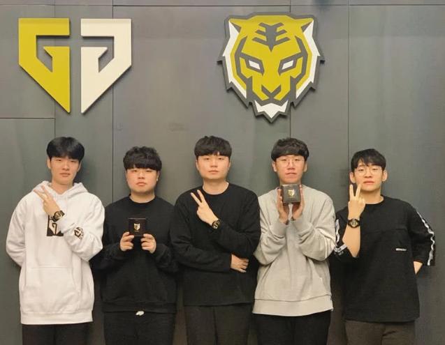 在接下来的 在接下来的